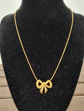 Avon Gold Bow Pendant Necklace - Women Jewelry